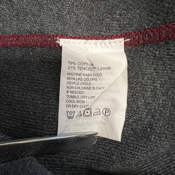 Tommy Bahama Flipshore Half Zip Reversible Sweater Black Cherry Hther 3X… - Picture 7 of 9